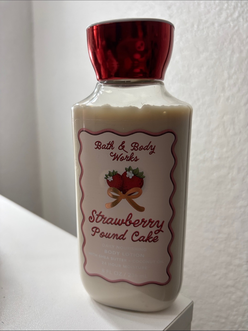 Bath & Body Works Strawberry Pound Cake Lotion - Red Cap, Cream Bottle